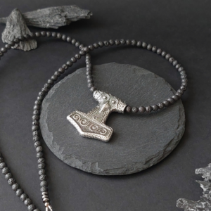 Meeste kaelakee Mjölnir