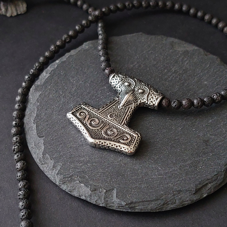 Thori haamer Mjölnir